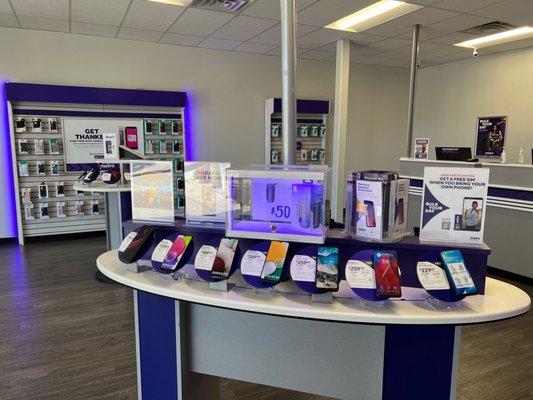 Shop various promotions at Metro by T-Mobile today!