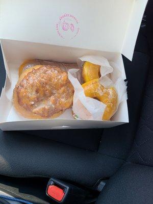 Apple fritter on left. Fresh hot glaze on right