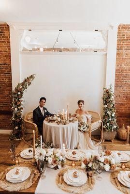 DETAILS:
https://realweddingsmag.com/grass-valley-wedding-inspiration-sustainable-beauty-the-layout/