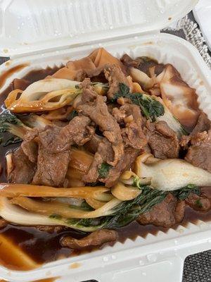 Beef chow fun