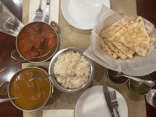 lamb vindaloo, lamb curry, garlic and cheese naan