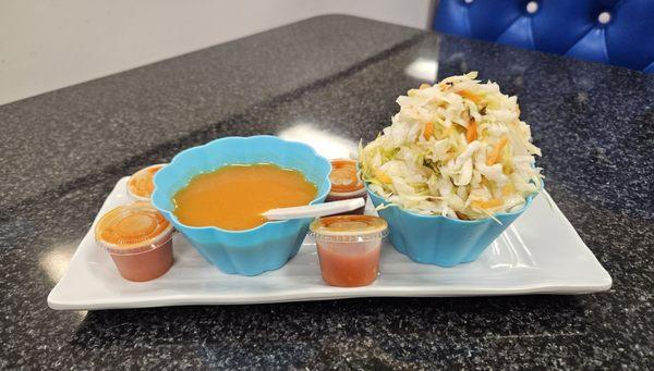 Condiments for pupusas