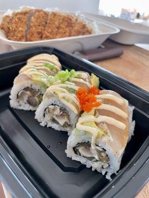 Maui Roll. So good! @_emwong_