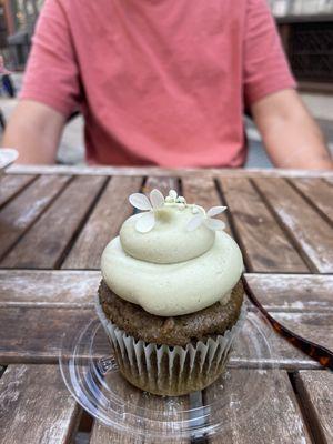 Matcha passion fruit cupcake