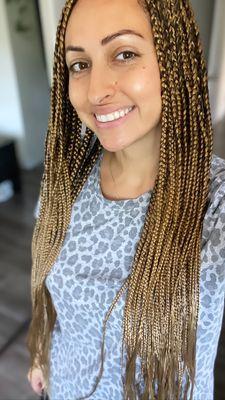 Box braids with #27 honey blonde Rastafri pre-stretched hair!