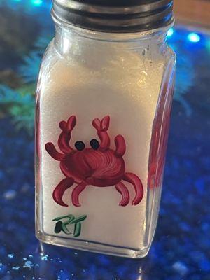 Crabby salt shaker