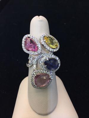 Natural multi colored sapphire and Diamond  ring 18 kt w/gold