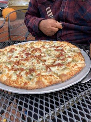 Clams casino pizza, so good!!