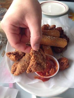 Yummy appetizer. Everything fried! I especially liked the extra crispy wings!!