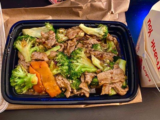 Beef and Broccoli with Garlic Sauce Dinner