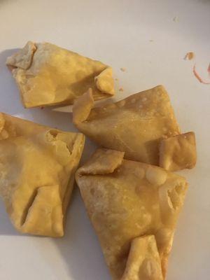 Crab Ragoons ($4.10)