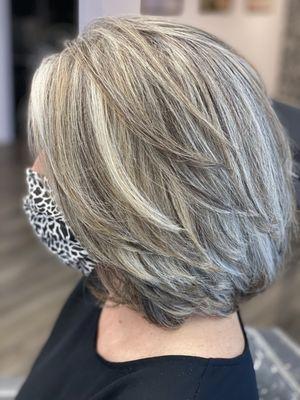 Beautiful Grey blending natural highlight and cut by Lisa.