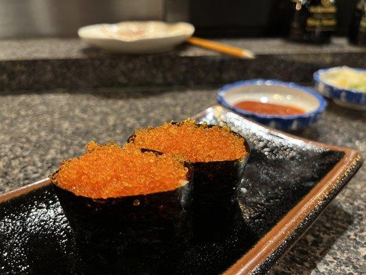 Tobiko sushi