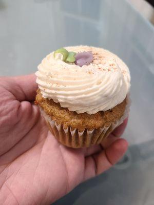 Carrot cake cup cake