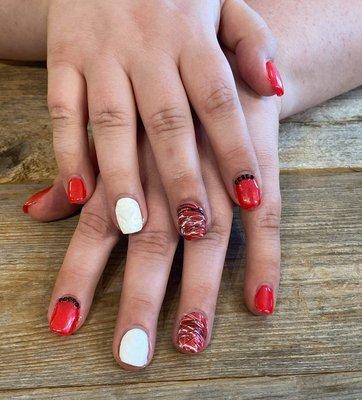 Valentine's Day nails by Sarah