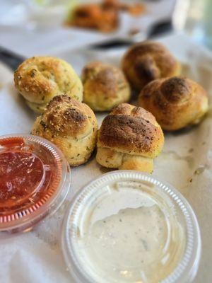 Garlic and Lemon Pepper Dough Knots aka Deez Knots!