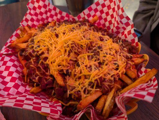 Fresh Cut Chili Cheese Fries, Basket