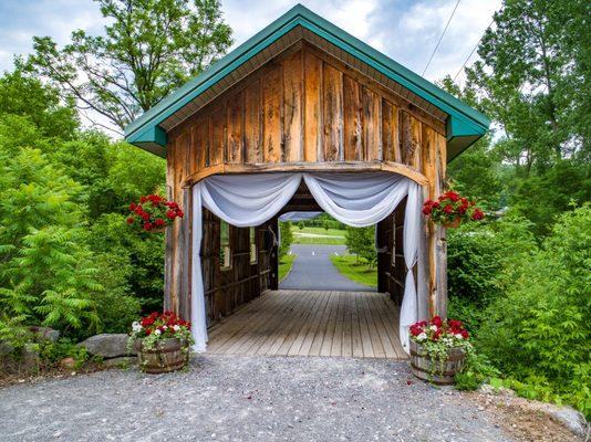 covered bridge at Wolf Oak Acres wedding venue