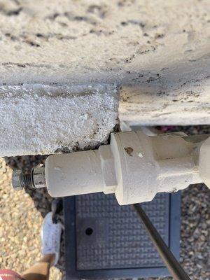 Same here they stuccoed the pop out around the main valve of the house. That pass the inspection too Pulte Homes!!!