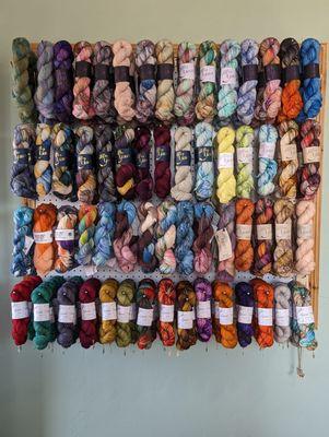 Hand-dyed yarns from independent dyers