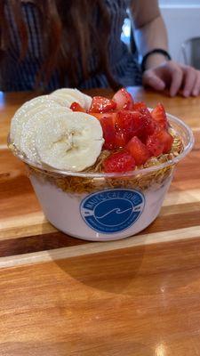 strawberry banana acai bowl