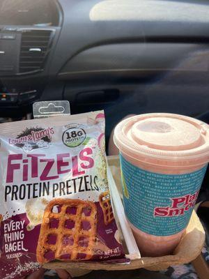 "Fitzels" Protein pretzels and medium Strawberry Super Squeeze