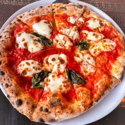 Margherita pizza