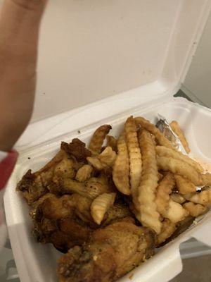 6 piece lemon pepper and fries