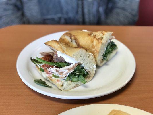 Smoked Salmon w/ Asparagus & Goat Cheese