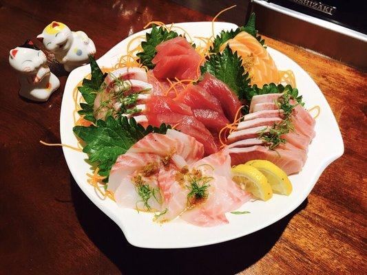 5 kind of sashimi!