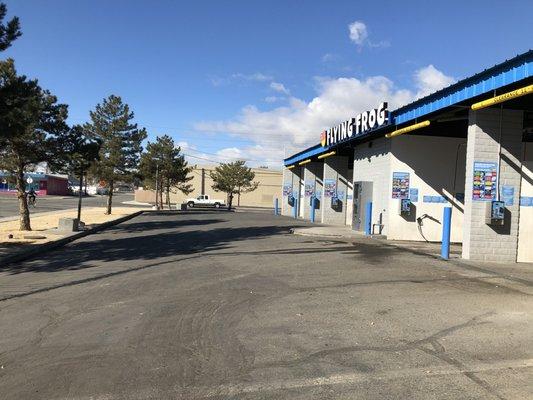 Flying Frog Car Wash in Sparks, NV, open 24/7