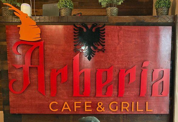 We visited Arberia for B-fast (9 AM). While they didn't serve traditional B-fast items the food that we had was wonderful (fli and börek)