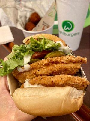 Crispy chicken sandwich