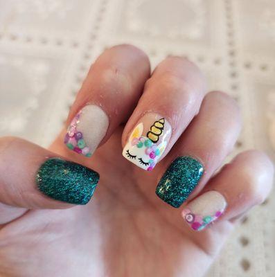 Q Nails and Spa dip manicure with unicorn design