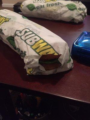 Sandwich wasn't fully wrapped