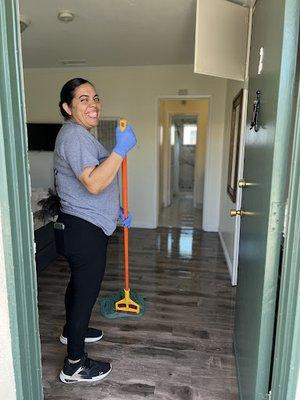 Azteca Cleaning Services