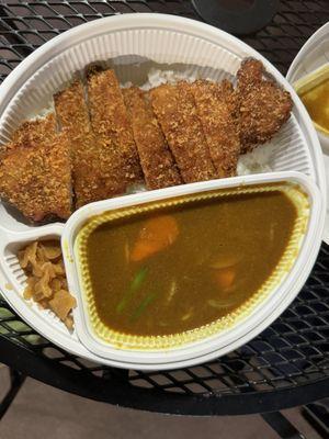 Vegetable curry rice with pork cutlet (large)