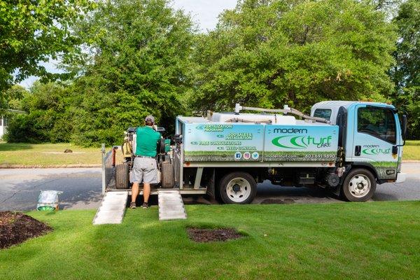 Our turf care guys know everything there is to know about soil, weeds, fungus, aeration, insect and pest control.