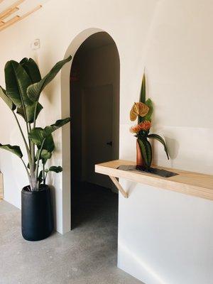 Simple clean decor