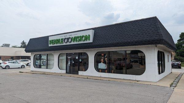 Welcome to Pearle Vision Evergreen Park!