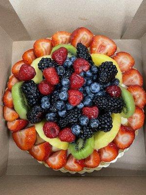 Fresh fruit tart cake!