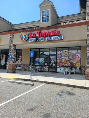 Front of La Tapatia