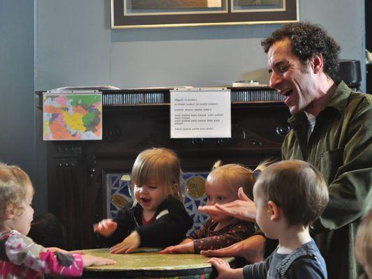 Jay and kids enjoying an All Around This World music class