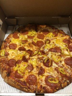 Large pizza - pepperoni and banana peppers