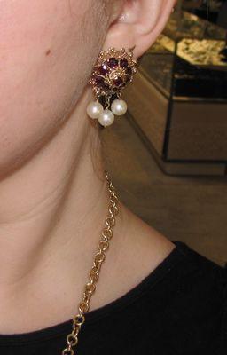 Garnet and 18k yellow gold and pearl 3 drop earrings.