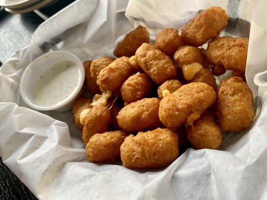 Cheddar Cheese Curds