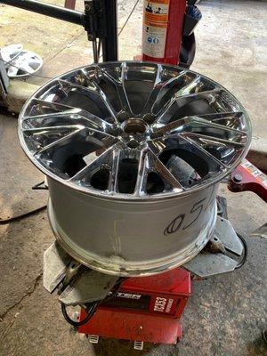 Inside shop... mounting tires on ZR1 rims!