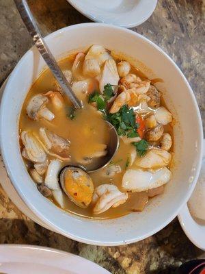 Tom Yum Seafood