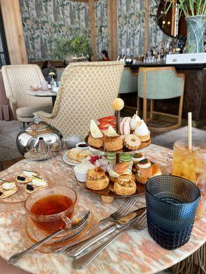 Afternoon tea (weekends only)