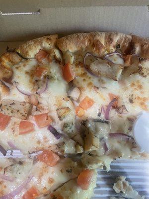 Creamy Garlic Chicken Pizza